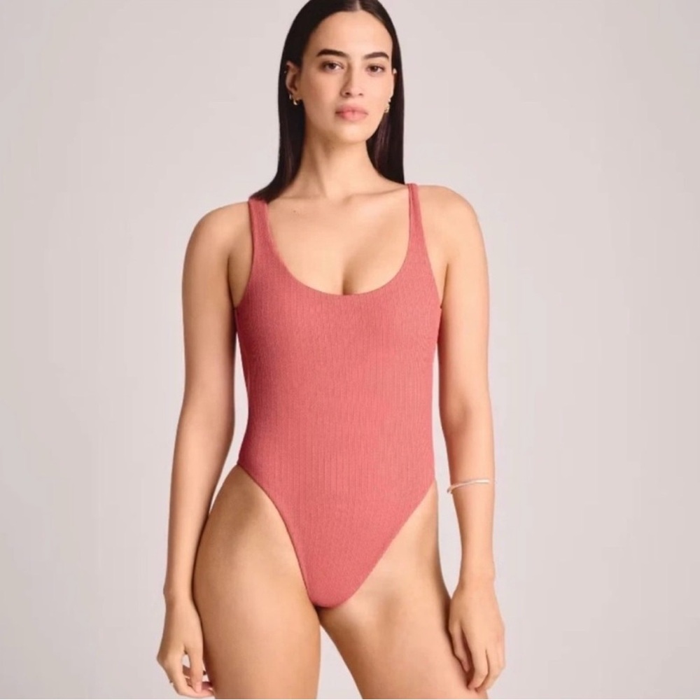 NWT Vitamin A One-Piece Swimsuit - Pink XL - Picture 10 of 11